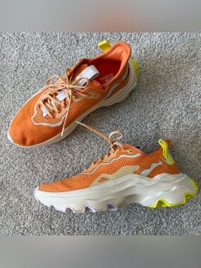 SOREL Kinetic Breakthru Day Lace Sneaker Women's Size 9 Orange